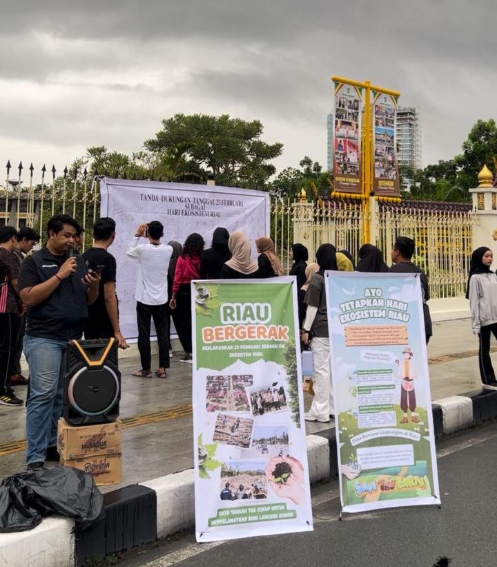 Wujudkan Penetapan Hari Ekosistem Riau, Aktivis Lingkungan Ajak Warga Bubuhkan Tanda Tangan