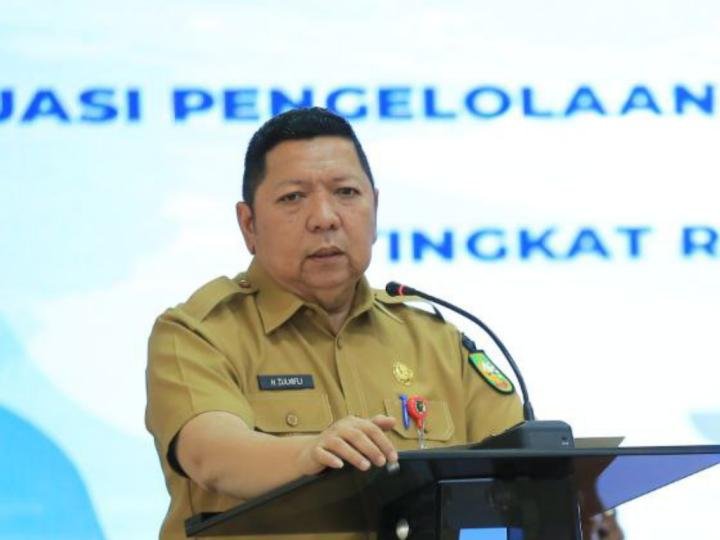 Pj Gubernur Riau Ajukan Penambahan Kuota Solar ke Pertamina