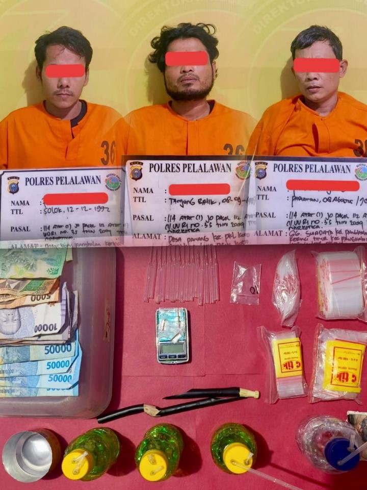 Hendak Pesta Sabu, Tiga Pria Terduga Pengedar Ditangkap Satresnarkoba Polres Pelalawan