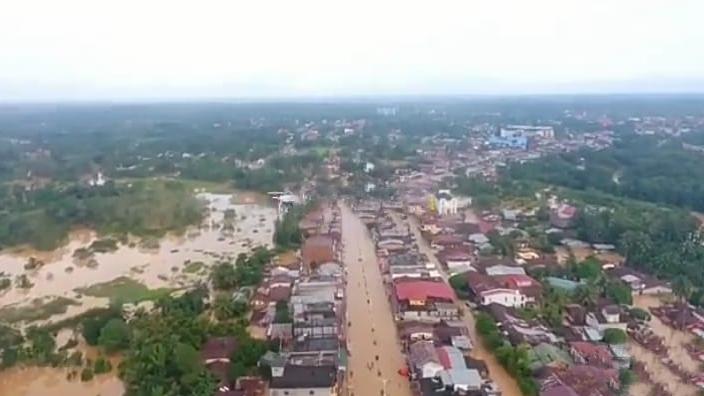 Terparah di Rohul, Ribuan Rumah di Empat Kecamatan Diterjang Banjir 