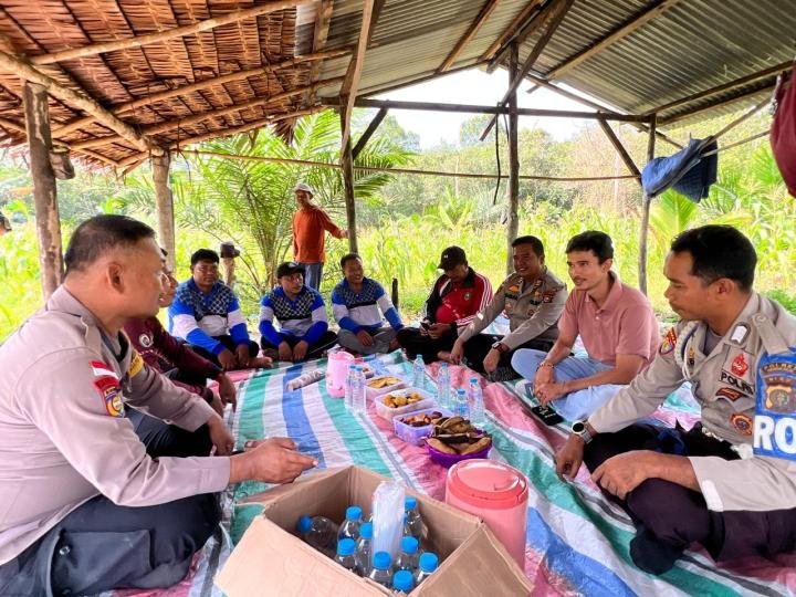 Jemput Aspirasi Warga di Desa Dungun Baru, Kapolsek Rupat Serukan Tidak Membakar Lahan