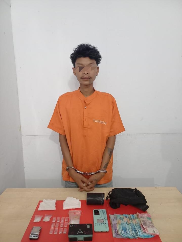 Polsek Kampar Ringkus Pengedar Narkoba di Desa Batang Bagindih, 11,98 Gram Sabu Diamankan