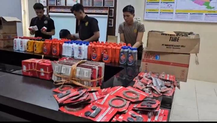 Pengungkapan Pertama di Riau, Ini Cara Cek Oli Palsu Menurut Polres Kuansing