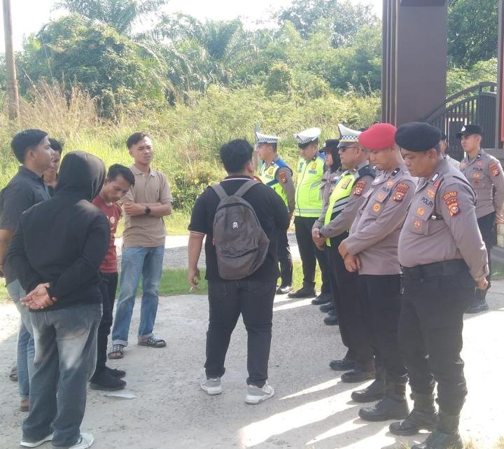 Ampun Rohul Gelar Aksi Jilid II, Desak Kapolres Usut Dugaan Tambang Pasir Ilegal 