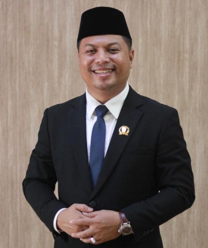 Prihatin dengan Konflik Sungai Ara, DPRD Minta Pemkab Pelalawan Segera Turun Tangan