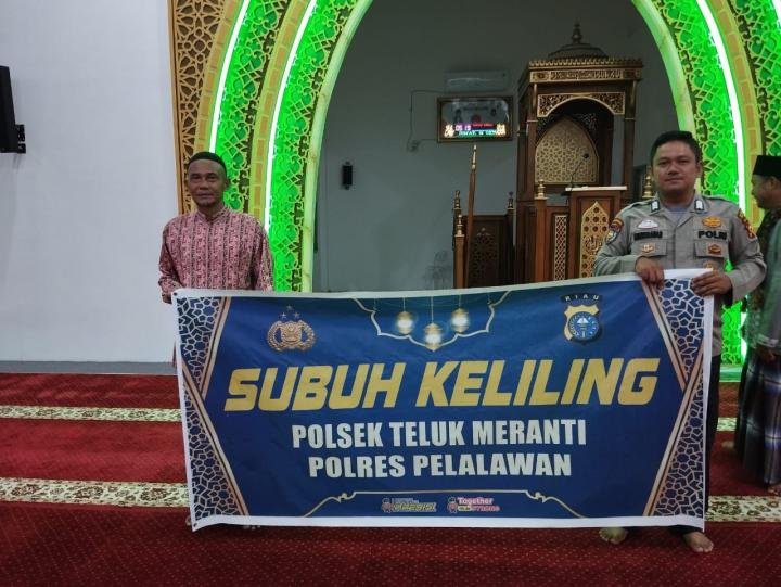 Polsek Teluk Meranti Gelar Subuh Kelilingi Wujudkan Cooling System Pilkada Sejuk