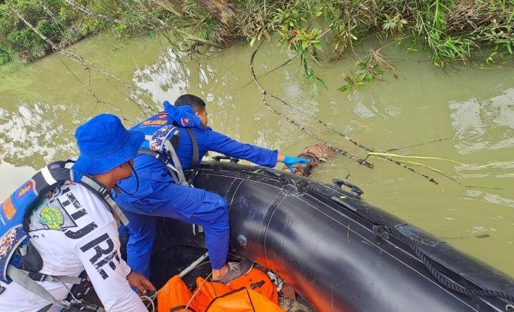 Korban Terakhir Mobil Truk PT NWR Terjun ke Sungai, Ditemukan Tewas Hanyut 2 Km
