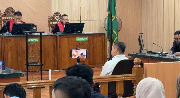 Eksepsi Abdul Wahid Ditolak, Hakim Perintahkan KPK untuk Pembuktian