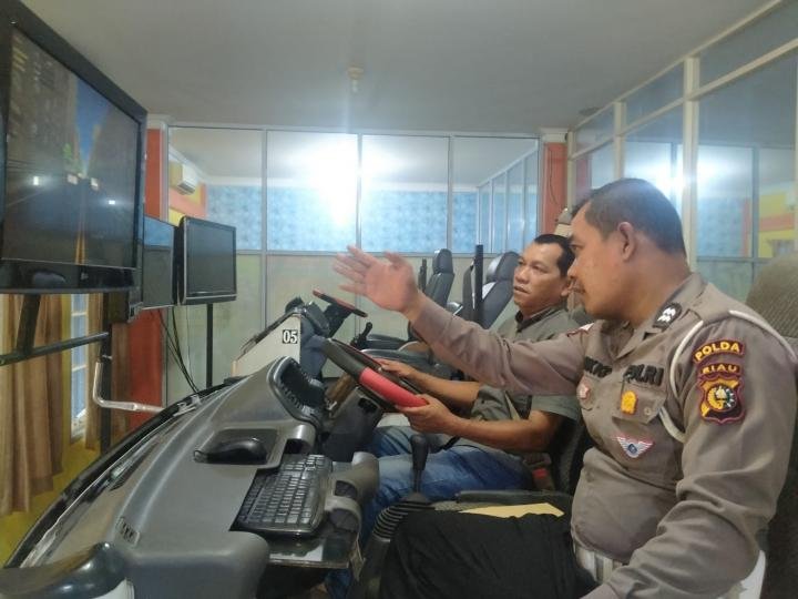 Hindari Calo SIM, Ini Tips Ditlantas Polda Riau untuk Masyarakat