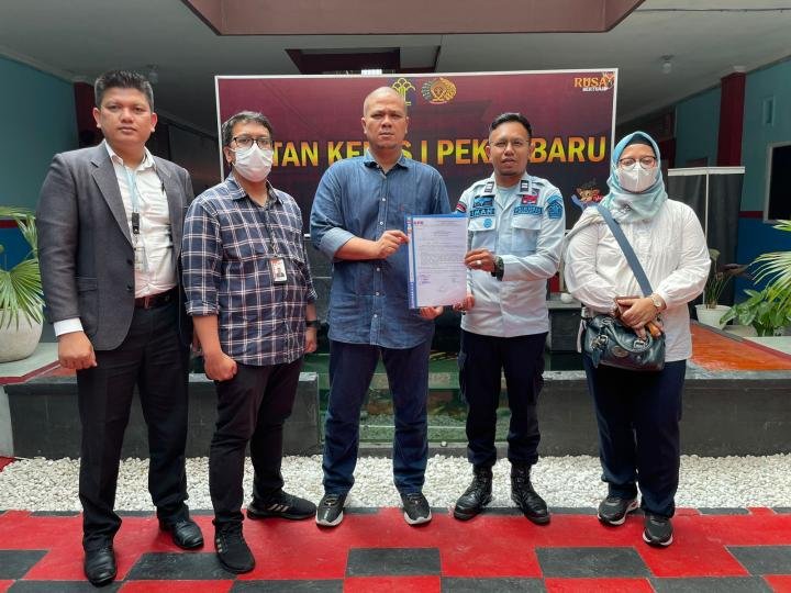 Sudah Inkrah, Bupati Kuansing Non Aktif Dieksekusi KPK ke Rutan Kelas I Pekanbaru