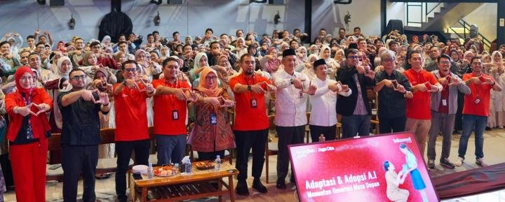 Terpujilah Guru, Telkomsel Naikkan Level 1.000 Tenaga Pendidik di Indonesia