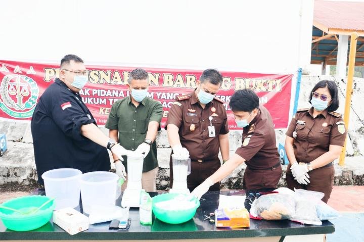Kejari Rohul Musnahkan BB Narkoba hingga Oharda, Ini Rincian dan Jenisnya
