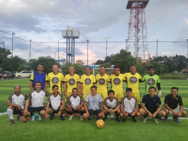 Rekat Silaturahmi, Assa Rent Tanding Mini Soccer Bersama Adira Finance 
