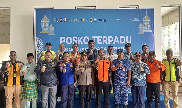 Berikan Layanan Terbaik, Bandara Sultan Syarif Kasim II Buka Posko Angkutan Idul Fitri 1446 H