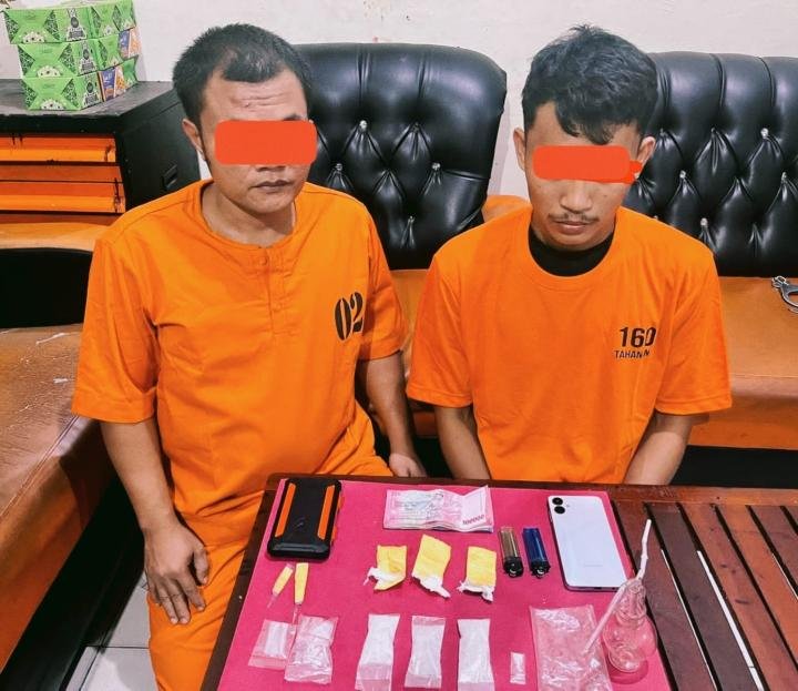 Meresahkan! Dua Pengedar Sabu di Kiyap Jaya Ditangkap Polsek Bandar Sei Kijang