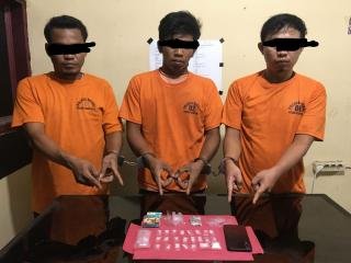 Miliki 21 Paket Sabu, Tiga Pemuda Ini Ditangkap Polsek Ujung Batu