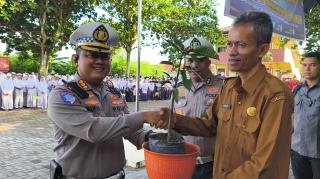 Dirlantas Ajak Siswa Pekanbaru Jadi Pelopor Keselamatan Lalu Lintas dan Peduli Lingkungan