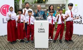 LG Bagikan Karya Seni Instalasi E-Waste ke Sekolah, Perluasan Kesadaran Pengelolaan Sampah
