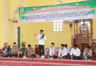 Halal Bi Halal di Bandar Seikijang, Bupati Zukri Serukan Program Magrib Mengaji Digalakkan Kembali!