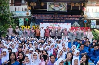 Polda Riau Gaungkan Kepedulian Lingkungan Melalui Program Green Policing di SMK Labor