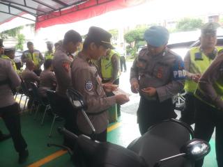 Operasi Keselamatan Lancang Kuning, Propam Polda Riau Razia Kendaraan Personel Polisi