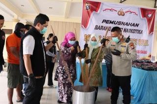 Polres Rohil Bersama DPRD dan Jaksa Musnahkan 79,98 Kg Sabu, Selamatkan Nyawa Manusia