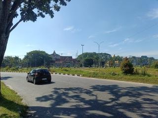 Sempat Terhenti, Simpang Sebidang Jalan Arifin Ahmad Diaspal Pekan Ini 