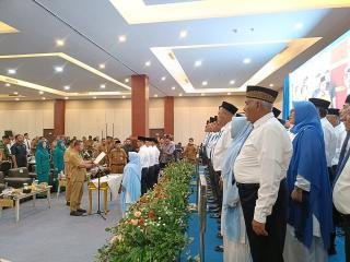 Kukuhkan Ketua RT dan RW di Limapuluh, Wako: Turun ke Tengah Masyarakat, Bantu Warga 