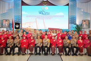 YKB Polda Riau Dukung Program Generasi Emas 2045, Ini Harapan Kapolda Iqbal di Syukuran HUT Ke-44