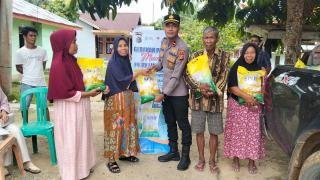 Gelar Bazar Pangan Murah, Polsek Rambah Samo Sediakan 1.300 Karung Beras Bagi Warga