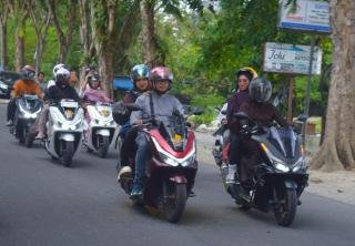  Keseruan Bareng Komunitas Motor Honda PCX di Event PCX Premium Movie Ride