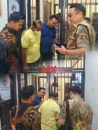 Jumat Keramat, Polres Pelalawan Tahan Oknum Anggota DPRD