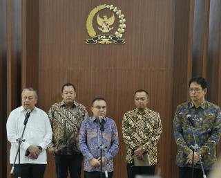 Dasco: Pertemuan Chatib Basri dengan Presiden Bahas Strategi Pertumbuhan Ekonomi