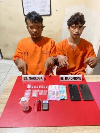 2 Pengedar Narkoba di Pasar Teratak Buluh Ditangkap, 8 Paket Sabu Disita