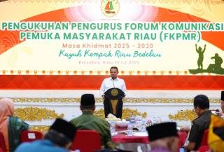Pengukuhan Pengurus FKPMR, Gubernur Wahid: Riau Kita Bangun Bersama sebagai Jati Diri Melayu