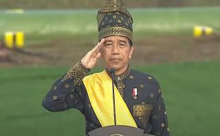 Presiden Jokowi Pimpin Harlah Pancasila 2024 Berbusana Kesultanan Melayu Riau, Begini Amanatnya!