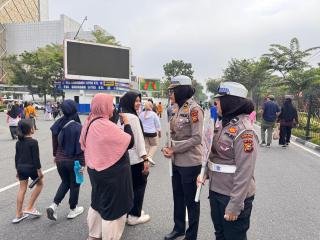 Sempena Hari Bhayangkara ke-79, Polwan Ditlantas Polda Riau Gencarkan Edukasi Tertib Lalu Lintas