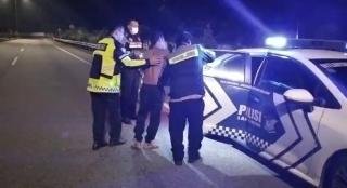 13 Jam Menahan Sakit, Pasien Batu Ginjal Melemah di Tol Dievakuasi Polda Riau Menuju RS