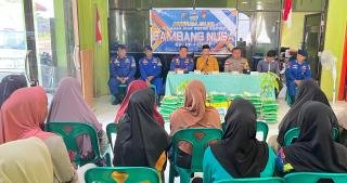 Ditpolairud Polda Riau Bagikan Puluhan Paket Sembako ke Rupat Utara, Peduli Masyarakat Pesisir