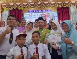 Memperkenalkan Program KEJAR, Gubernur Riau Dorong Budaya Menabung Sejak Dini ke Pelajar