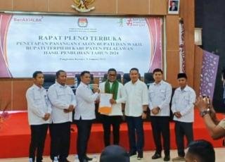 KPU Tetapkan Zukri-Husni Tamrin Bupati dan Wakil Bupati Pelalawan Terpilih Pilkada 2024