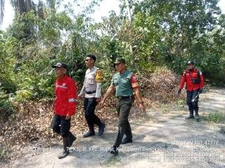 Polsek Rupat Bersama TNI dan Manggala Agni Gencarkan Patroli Antisipasi Karhutla