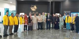 Delegasi Magister Kebijakan Publik Unilak Jajaki Kerja Sama Akademik di Malaysia