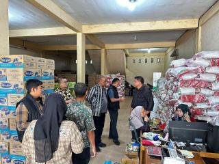 Polda Riau Beri Teguran Tertulis Pedagang Jual Sembako di Atas HET 