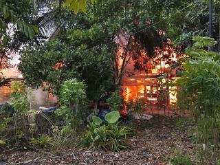 Kebakaran Hebat Landa Pekanbaru, 8 Rumah Kontrakan Ludes 