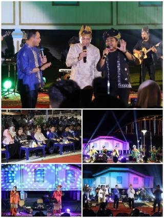 Aksi Panggung Kapolda Riau dan Wako Agung 