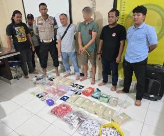 Polda Riau Bongkar Basecamp Penyimpanan Berbagai Jenis Narkoba