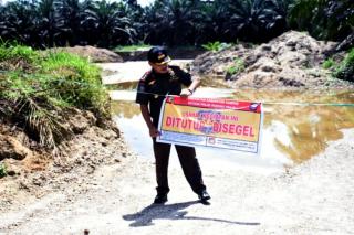 Polisi Sita Alat Berat Galian C Ilegal di Tambang