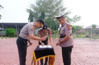 Kapolres Bengkalis Tekankan Tiga Kapolsek Baru Perkuat Pelayanan dan Deteksi Dini