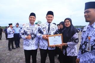 Dedikasi Tanpa Batas, Wako Pekanbaru Beri Perhatian Khusus Terhadap Guru